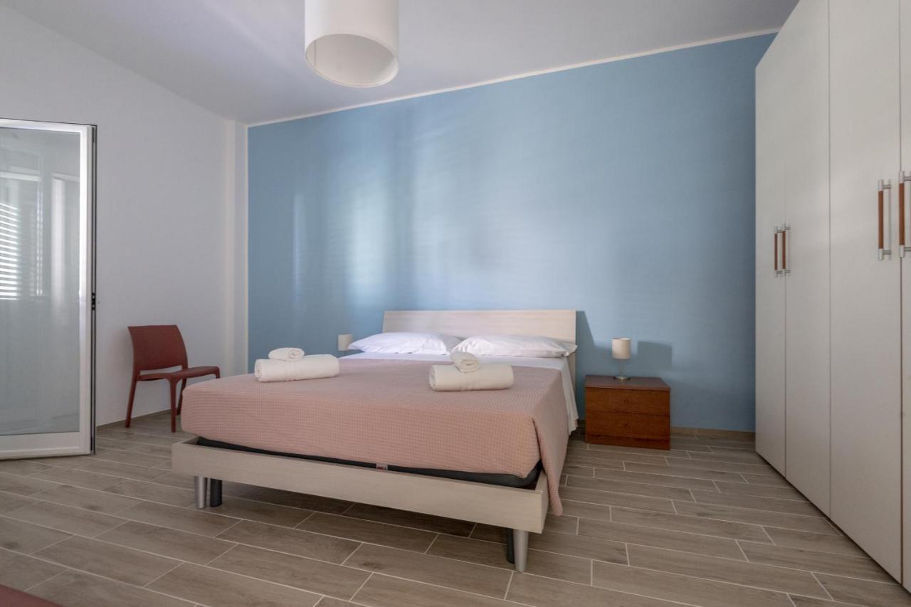 Casa Ecate Apartman Marina di Ragusa Kültér fotó
